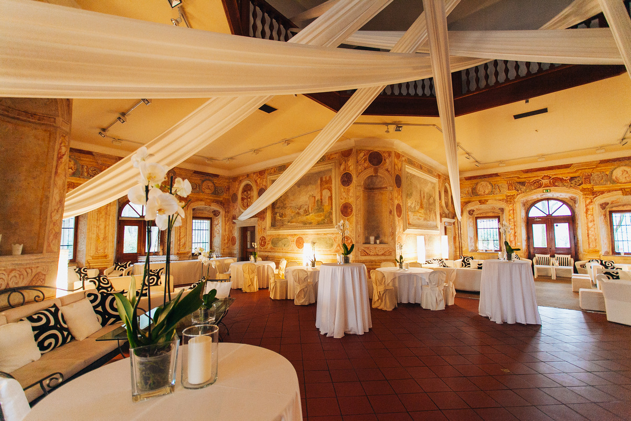 Dvorec Zemono - Fotografiranje porok